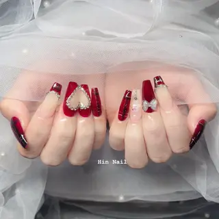 ネイル HIN NAILのネイルデザイン