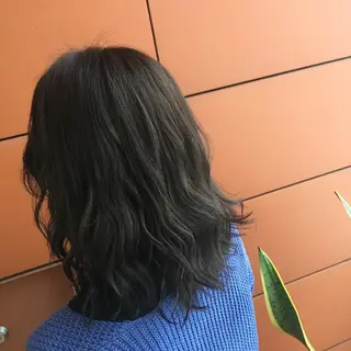 ミディアム カラー Minori【ミノリ】所属・井手 孔介のヘアスタイル