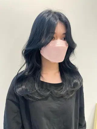 ロング カラー 韓国レイヤーカット/ ダブルカラーのヘアスタイル
