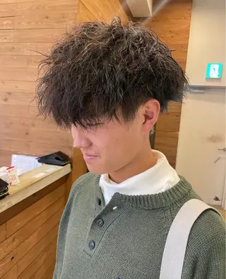 ショート パーマ メンズ メンズカット/パーマ 特化motooのヘアスタイル