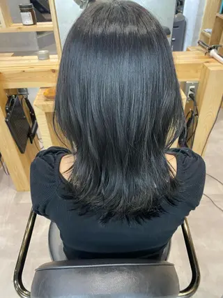 ミディアム カラー Sia中野新橋 田中 優莉乃のヘアスタイル