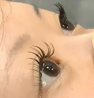 マツエク・マツパ SALON paljon Hair&Nail所属・ヘア＆ネイル＆アイ サロンパルヨンのマツエク・マツパデザイン