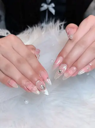 ネイル Julli NailStudioのネイルデザイン