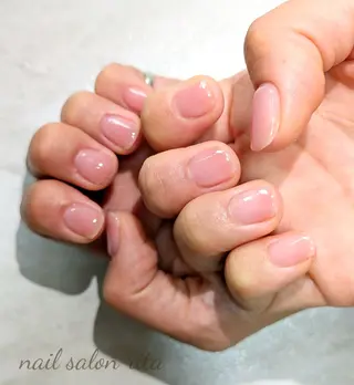 ネイル nail salon rita所属・柴田 理紗のネイルデザイン