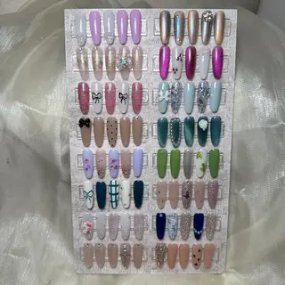 ネイル 🎀も ものネイルデザイン