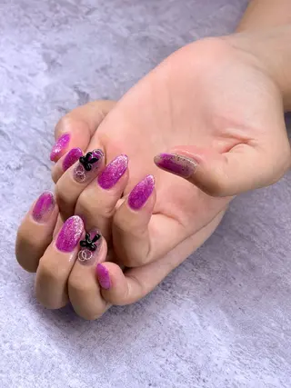 ネイル Roger 舞のネイルデザイン