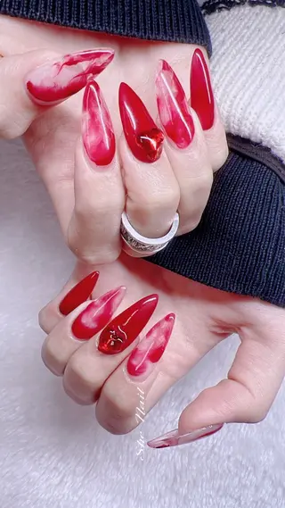 ネイル She   Nail所属・ISA_ BELLAのネイルデザイン