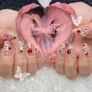 ネイル Kurieitibu 🍬Byu~tīのネイルデザイン