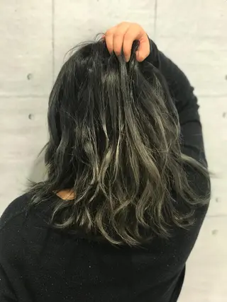 ミディアム カラー 髪質改善ayame 横山諒のヘアスタイル