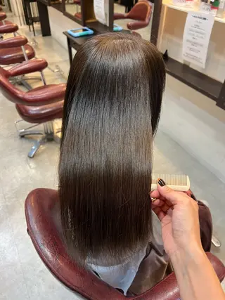 ロング カラー 吉岡 なみのヘアスタイル