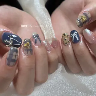 ミディアム mer natsumiのネイルデザイン