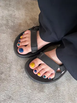 ネイル 深井 文音のネイルデザイン