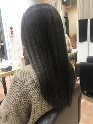 ロング カラー 【髪質改善　艶髪】 布川　莉穂のヘアスタイル
