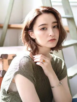 ミディアム ボナセーラ・ ビバーチェ　田上台店のヘアスタイル