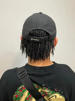 ミディアム パーマ メンズ メンズパーマのプロ 川野翔太のヘアスタイル