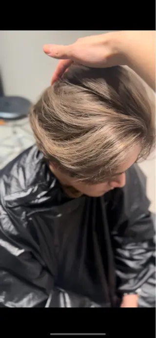 カラー メンズバレイヤージュ /町田木村悠月のヘアスタイル