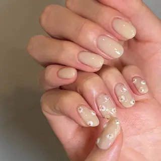 ネイル REHTOF ｜朝7時Open☀️のネイルデザイン