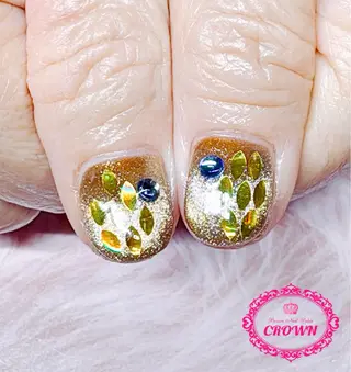 ネイル CROWN プライベートサロンのネイルデザイン