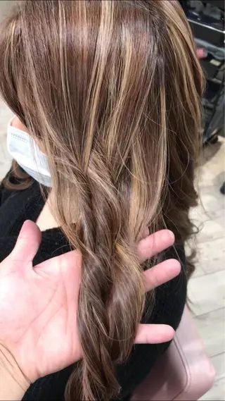 セミロング カラー 高島大登/顔周り /レイヤーカットのヘアスタイル