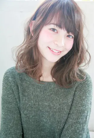 ミディアム カラー パーマ 代官山/恵比寿所属・髪質改善/縮毛矯正 専門　代官山/恵比寿のヘアスタイル