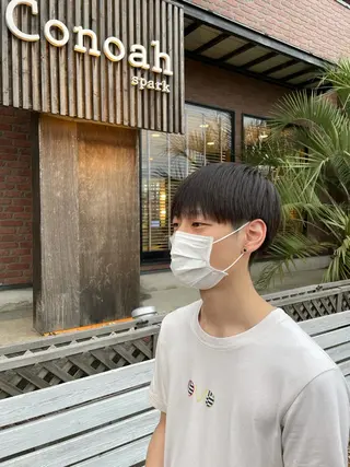 ショート メンズ 小林 崇雅　ダウンパーマのヘアスタイル