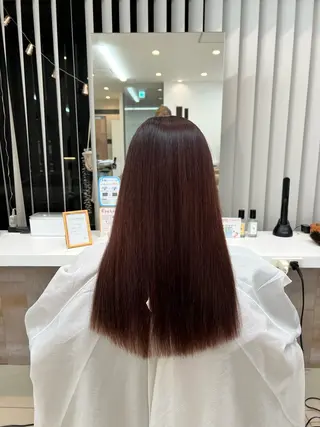 ロング 髪質改善／透明感 NAKAIEのヘアスタイル