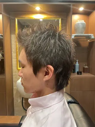 ショート ヒロ銀座バーバーショップ丸の内所属・秋山 琳太のヘアスタイル