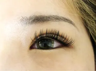 マツエク・マツパ K&E lashe /大垣　まつ毛、眉毛のマツエク・マツパデザイン