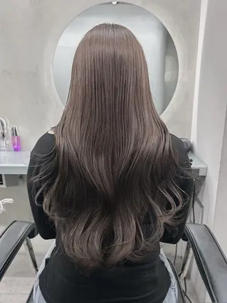 ロング グレージュ 透明感 ブリーチなし田島晃汰のヘアスタイル