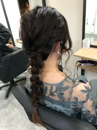 セミロング ヘアアレンジ 下妻 カラーエクステ難波のヘアスタイル
