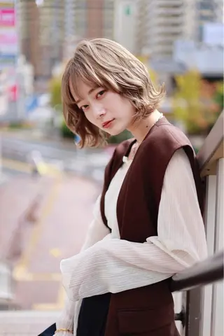 ショート カラー 艶髪/白髪ぼかし ヘッドスパ/大野結菜のヘアスタイル