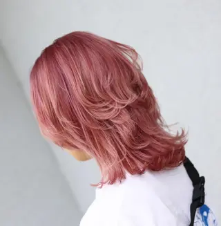 ミディアム カラー LOOKER所属・looker ルーカーのヘアスタイル