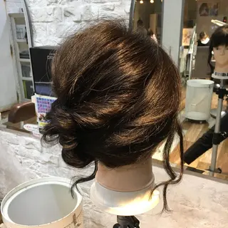 ミディアム 角床直哉 カラーカットNO 1のヘアスタイル