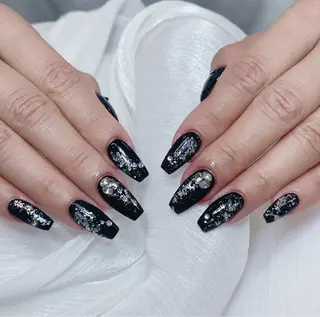 ネイル Tini ANA.CHUOのネイルデザイン