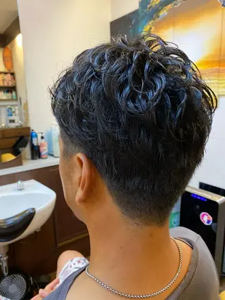 パーマ メンズ ヘアーデザイン ククイ所属・【コテパーマ】イトウ シンゴのヘアスタイル