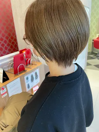 ショート カラー 鶴岡で縮毛矯正なら お任せ！ハヤシナオミのヘアスタイル