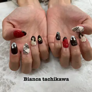 ネイル Bianca 立川店 小川のネイルデザイン
