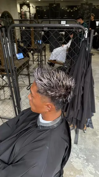 ショート メンズ Bernie boyのヘアスタイル