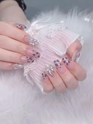 ネイル グロー ネイルのネイルデザイン