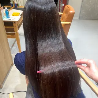 カラー 渡壁 文那のヘアスタイル