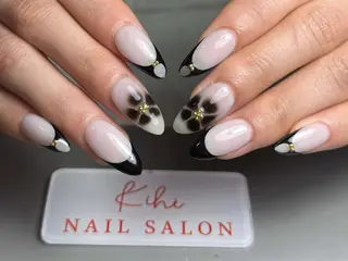 ネイル 💕鈴木ユリ パラジェル/オフ無料のネイルデザイン