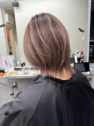 ショート truck所属・カラーリスト Maiのヘアスタイル