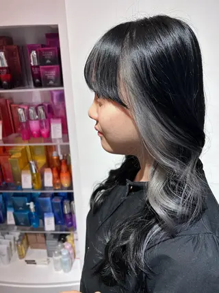 ロング カラー 蓮池 愛海のヘアスタイル