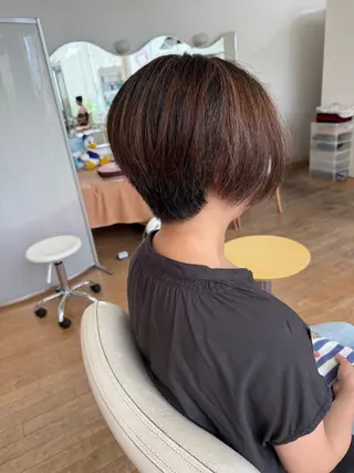 ショート 山本 瑠華のヘアスタイル