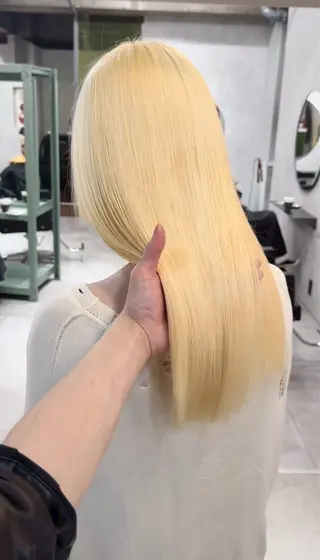 ロング カラー ホワイトカラー/梅田 ハイトーン/しんのヘアスタイル