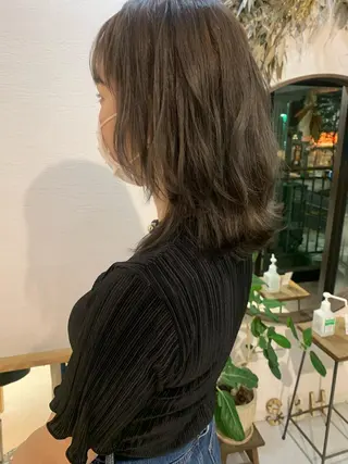 セミロング カラー GO TODAY シェアサロン 表参道Flos店所属・nishi fuyumiのヘアスタイル