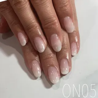 ネイル 園 寛子 （ネイリスト）のネイルデザイン