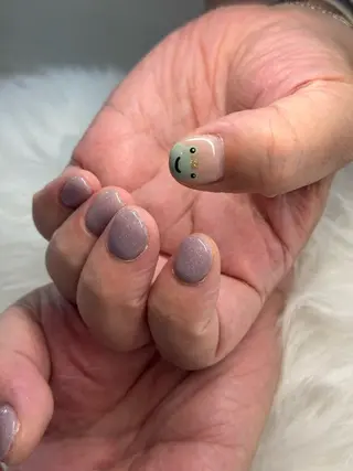 ネイル Loa　salon所属・小畑 寧捺のネイルデザイン