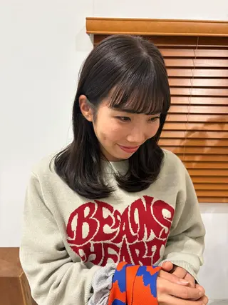 カラー mikke所属・shiozaki izumiのヘアスタイル