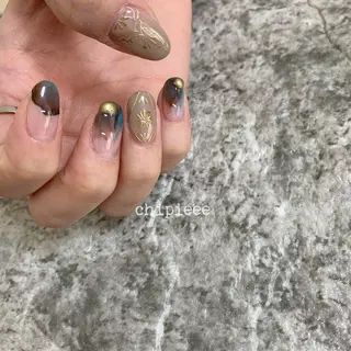 ネイル charme所属・. SHIORIのネイルデザイン
